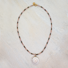 Lade das Bild in den Galerie-Viewer, NUSA NECKLACE
