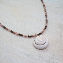 Lade das Bild in den Galerie-Viewer, NUSA NECKLACE