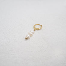 Load image into Gallery viewer, BEACH PEARL HOOP