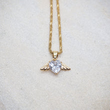 Load image into Gallery viewer, FLYING HEART NECKLACE