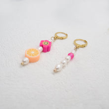 Lade das Bild in den Galerie-Viewer, GOOD VIBES ONLY MISMATCHED EARRINGS