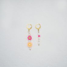 Lade das Bild in den Galerie-Viewer, GOOD VIBES ONLY MISMATCHED EARRINGS
