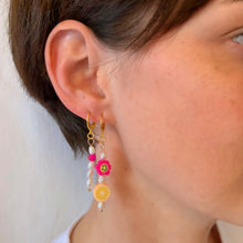 Lade das Bild in den Galerie-Viewer, GOOD VIBES ONLY MISMATCHED EARRINGS