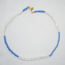 Load image into Gallery viewer, OH DAISY NECKLACE