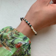 Lade das Bild in den Galerie-Viewer, SIRA BRACELET