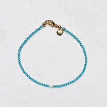 Load image into Gallery viewer, Colorful_Armband_blau_Perle
